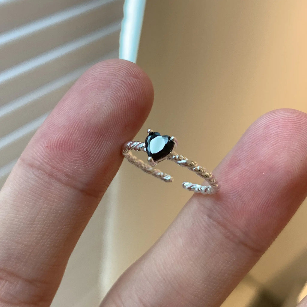 S925 Sterling Silver Black Zirconia Love Twist Ring